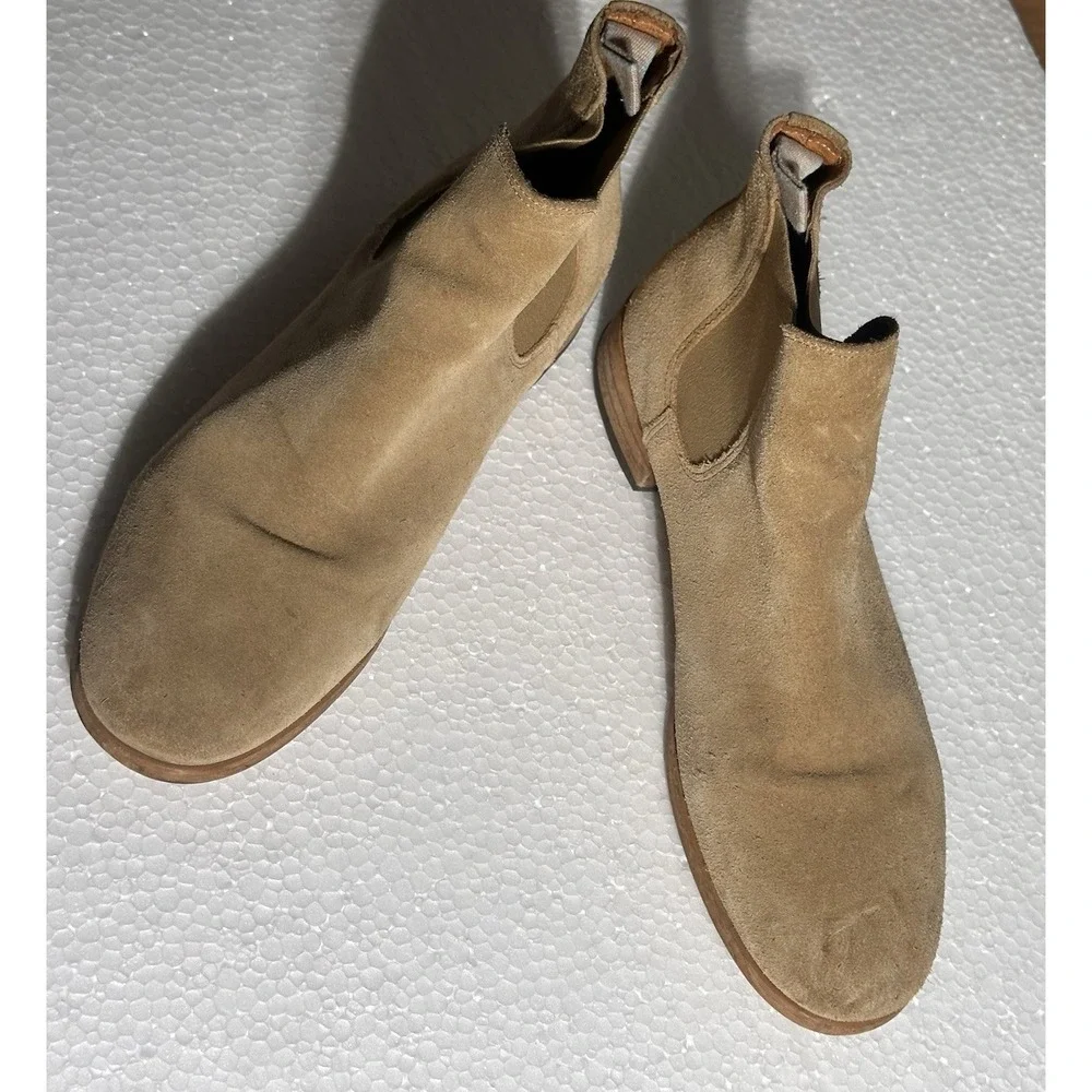 Shoe the Bear Copenhagen Chelsea Boots Men's Size 42 US 9 Tan Suede Lug Soles